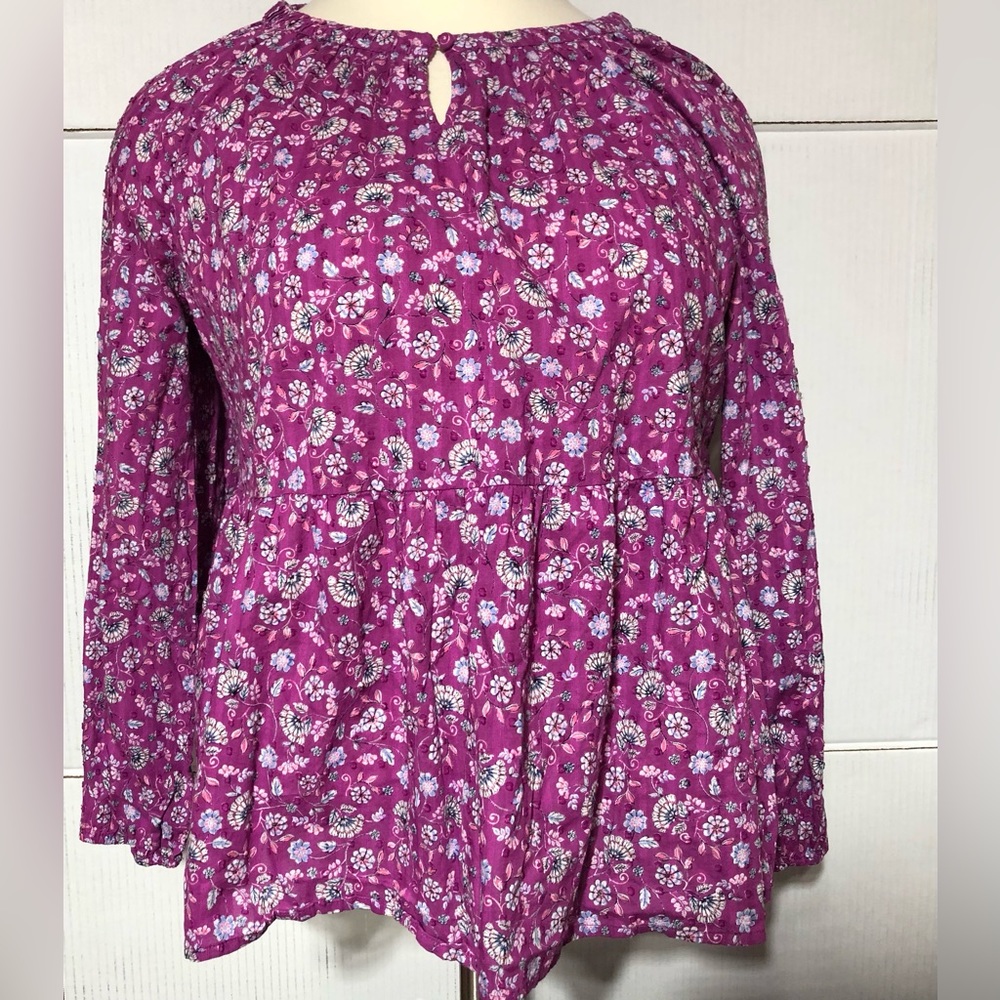 Lane Bryant size 18/20 100% cotton top for spring. 36” L 21” p2p